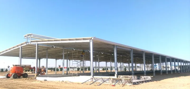 Open-sided steel structure at a Roofings Middle East project
